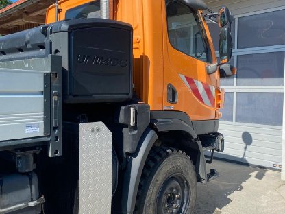 Bild 9:Unimog Mercedes-Benz U20