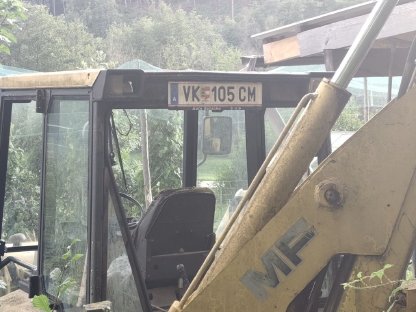 Bild 4:Bagger Lader MF 50 HX