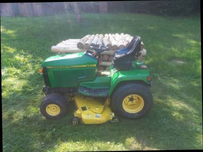 Bild 2:John Deere 455 Kompakttraktor Rasentraktor