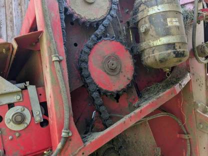 Bild 5:Variable Rundballenpresse - Ballenpresse Lely Welger RP 445