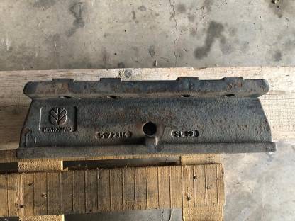 Bild 2:Gewichtsträger für New Holland TL Serie