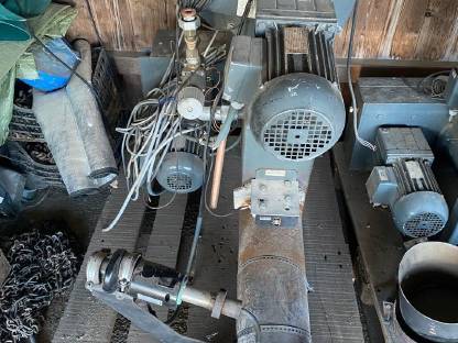 Bild 3:Köb Pyromat Duo 85 Austragung mit Zellradschleuse