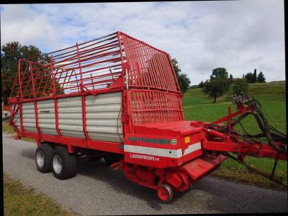 Bild 3:Pöttinger Ladeprofi 4