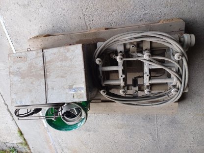 Bild 2:Schweißgerät für Wasserleitungsrohre samt Zubehör