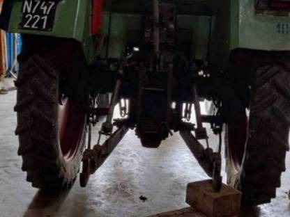 Bild 5:Pflegereifen Kompletträder BKT 270/95 R48 (11.2R48)