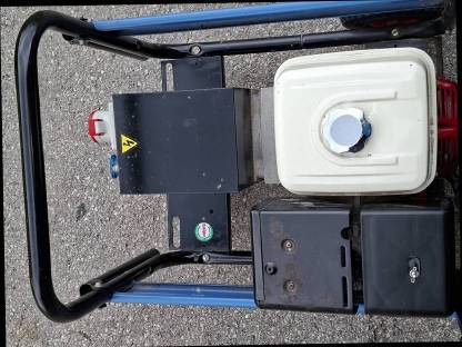 Bild 7:SDMO Stromerzeuger mit Honda Motor HX 7500 T