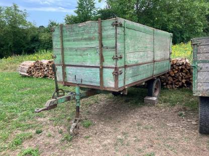 Holzanhänger, Gummiwagen