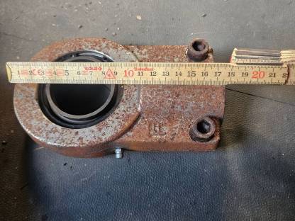 Bild 2:Gelenkauge Hydraulik Gelenkkopf