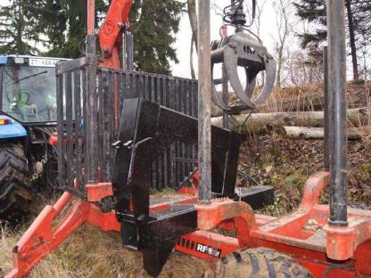 Bild 3:Langholzspalter, Holzspalter für über 5 m Länge