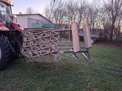 Bild 5:Egge/Kultivator