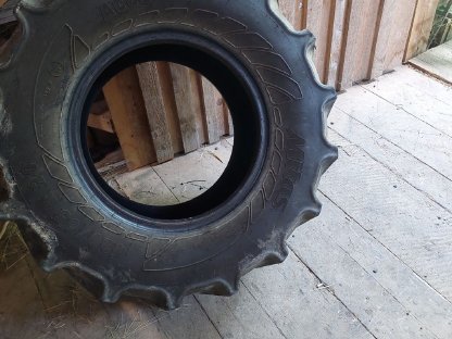 Bild 6:Mitas AC 65 420/65R20