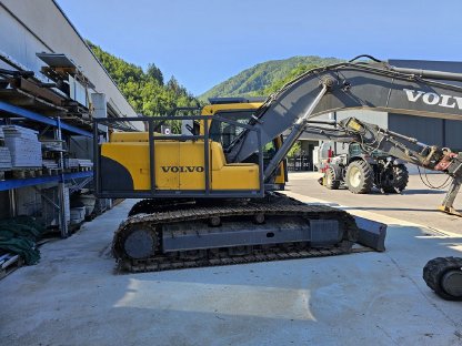 Kettenbagger Volvo EC160 BLC mit Harvester Aggregat
