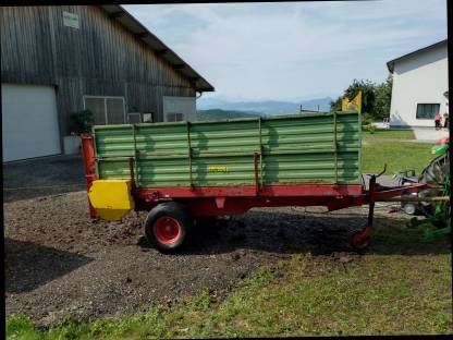 Bild 5:Miststreuer Weiss