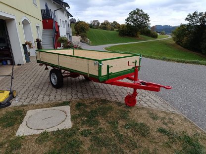 Bild 4:Traktoranhänger