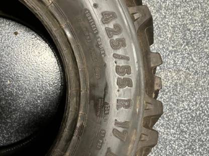 Bild 4:Continental All Grip Reifen 425/55R17