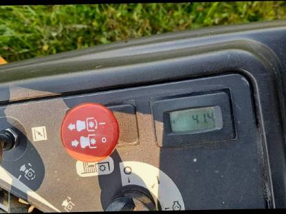 Bild 6:HUSTLER Zero-Turn Aufsitzrasenmäher RAPTOR SD48