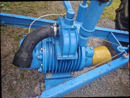 Bild 7:Kompressor für Güllefass B3