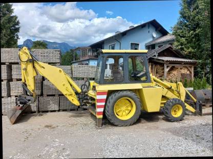 Bild 4:Hymac 370C Baggerlader, kein Allrad