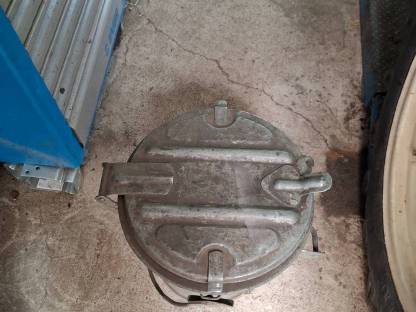 Bild 3:Zu verkaufen Metall-Mülltonnen