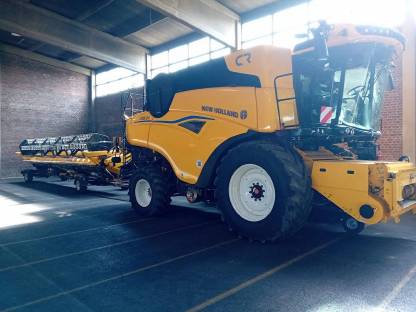 2024 New Holland CR 8.90