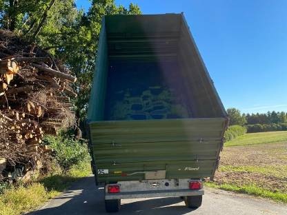 Bild 5:Fliegl TDK 80-88 VR Dreiseitenkipper