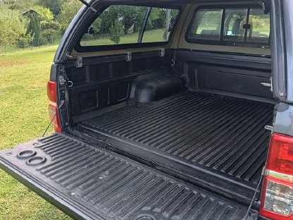 Bild 5:Toyota HILUX VII 2,5 D-4D Country