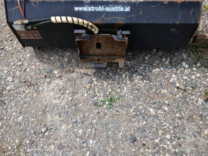 Bild 4:Hochkippschaufel