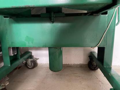 Bild 5:Obstpresse mit Mühle Voran 100 P1