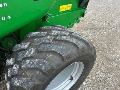 Bild 7:McHale V660 Rundballenpresse