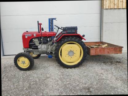 Bild 3:Steyr T84a Traktor