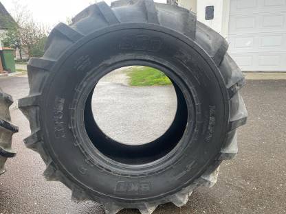 Bild 4:2x neue BKT 375/75R20 14.9LR20 Traktorreifen zu verkaufen