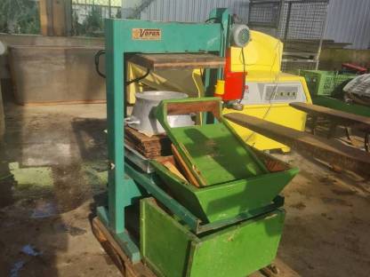 Bild 4:Voran Obstpresse mit Mühle