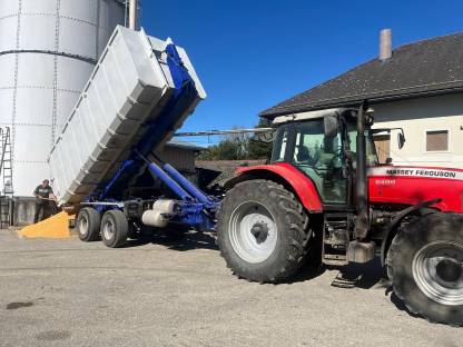 Bild 6:Hakenlift 26t