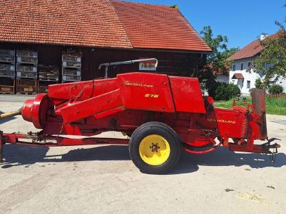 Bild 5:Ballenpresse New Holland 276