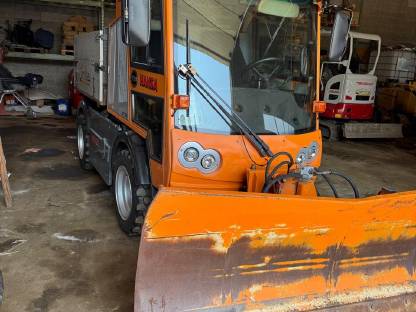 Bild 2:Hansa APZ 1003 Geräteträger