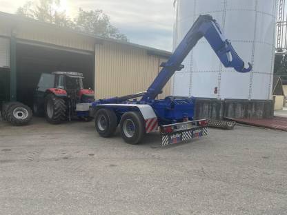 Bild 2:Hakenlift 26t