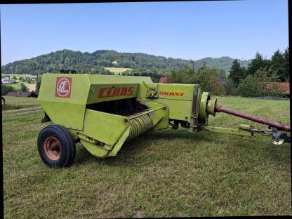 Bild 2:Kleinballenpresse Claas Markant 50