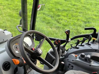 Bild 7:Steyr 4100 Kompakt HILO 1,5 Stage V, EZ 01/2023, 240 Bstd.