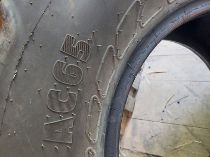 Bild 8:Mitas AC 65 420/65R20