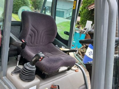 Bild 6:Mengele Ladewagen 532, Wacker Neuson Hoflader WL25