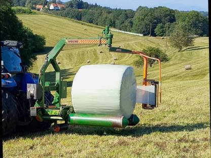 Volvo/Wolagri Rundballenwickler FW15