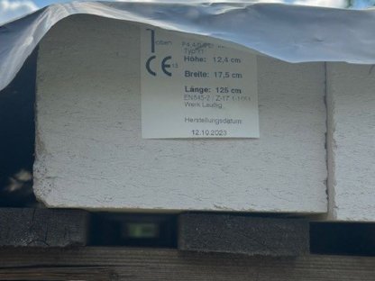 Bild 4:3 Paletten Ytong Steine mit 2x Sturz und 3 Säcke Kleber