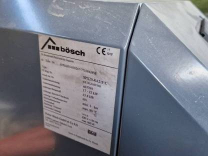 Bild 2:Ölheizung und Boiler