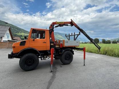 Bild 8:UNIMOG U1000 mit Palfinger Kran