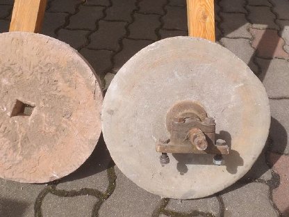 Bild 3:Wasserschleifbock