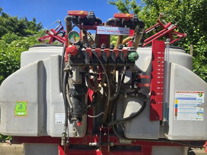 Bild 2:Jessernigg 800/1.000 Liter 12m