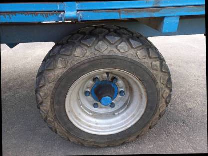 Bild 6:Holzanhänger