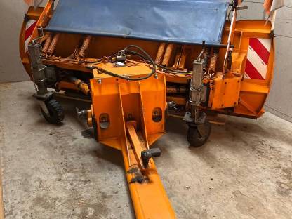 Bild 4:Schneepflug Hydrac 3 m