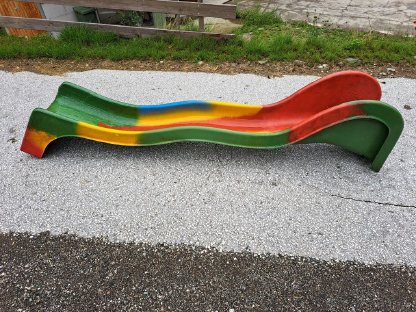 Bild 2:Rutsche