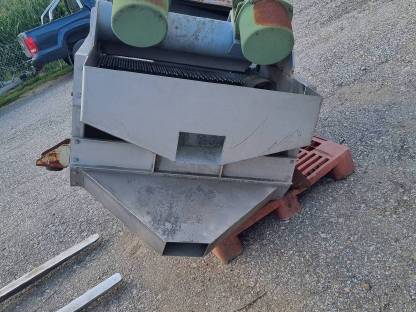 Bild 3:Kreisschwingsiebmaschine